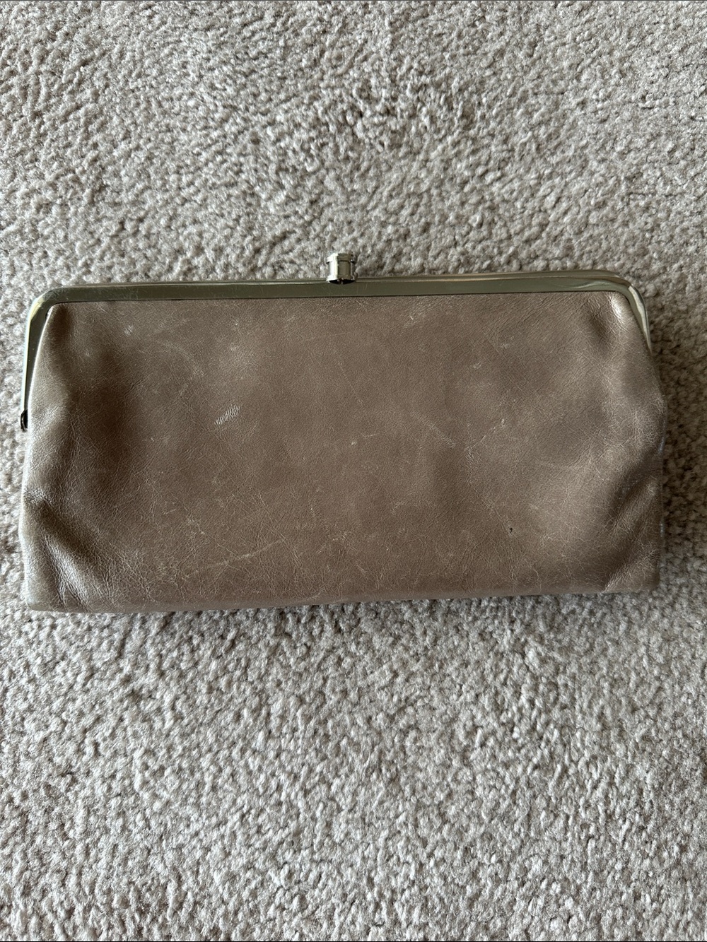 Hobo Lauren clutch wallet. - Picture 12 of 16